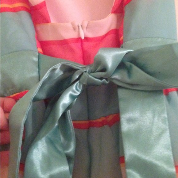 Iris and Ivy Multi Color Sundress - Picture 5 of 6